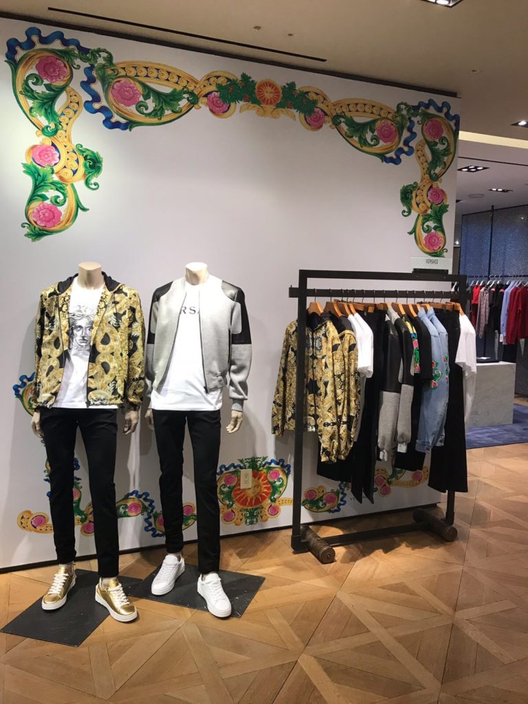 custom vinyl wall graphics